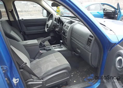 2007 Dodge Nitro Sxt from USA, damaged, VIN 1D8GU28K97W738277